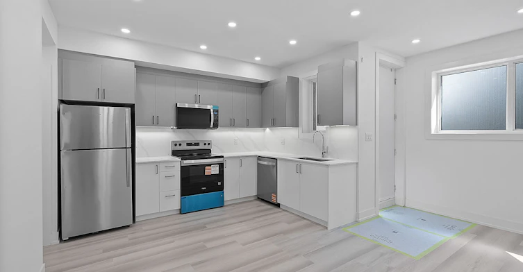 1 (Bsmt)-591 Oakwood Avenue, Toronto, ON, M6E 2X8 - 7