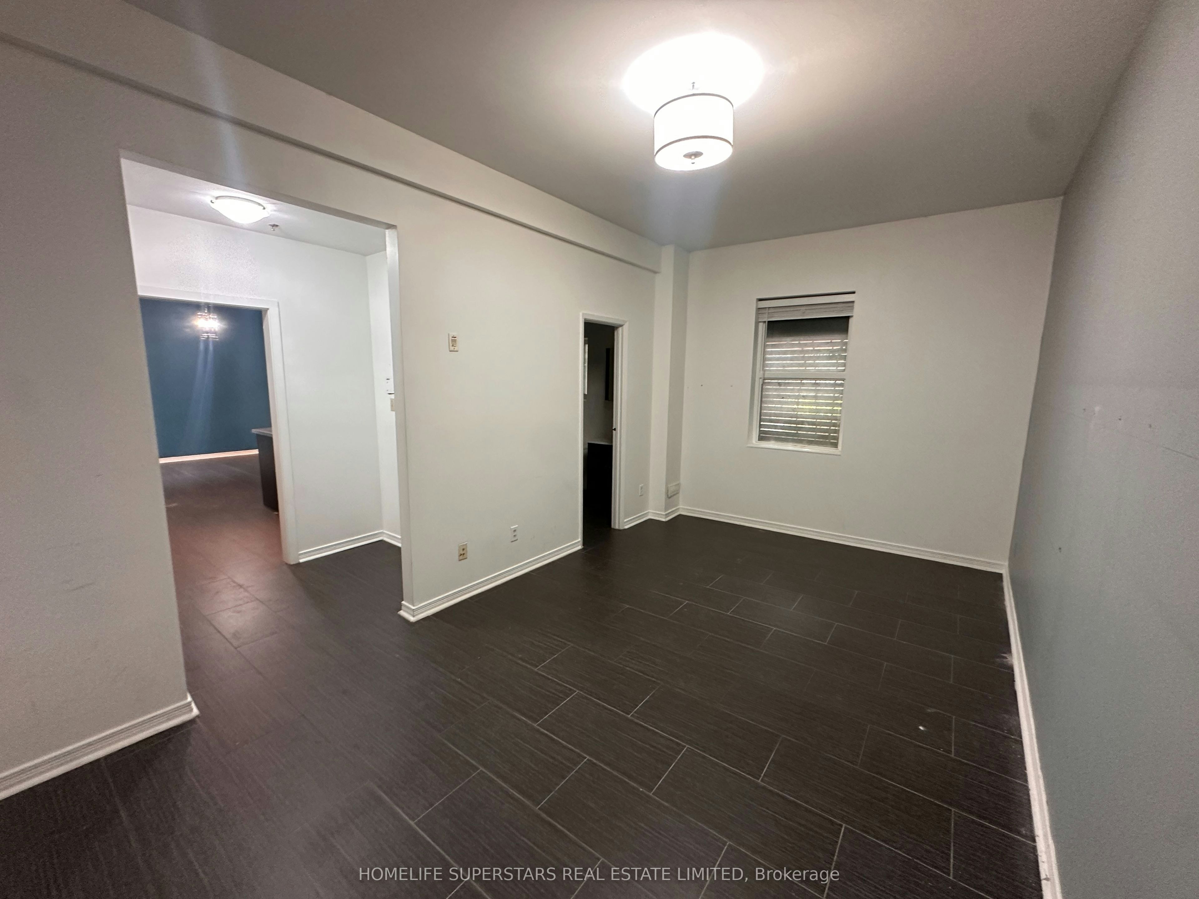 207-38 Kensington Place, Toronto, ON, M5T 2J9 - 2