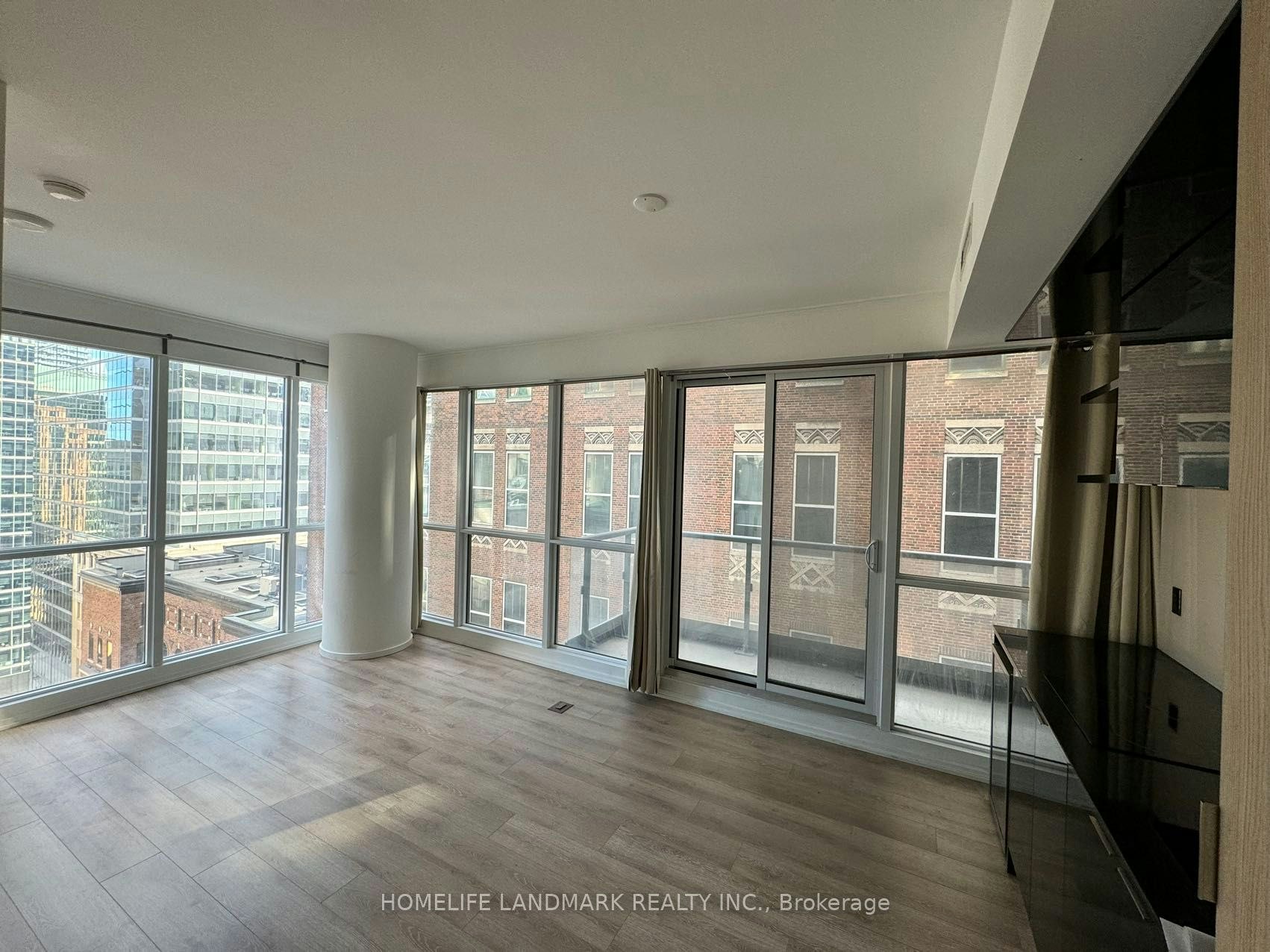 1806-70 Temperance Street, Toronto, ON, M5H 0B1