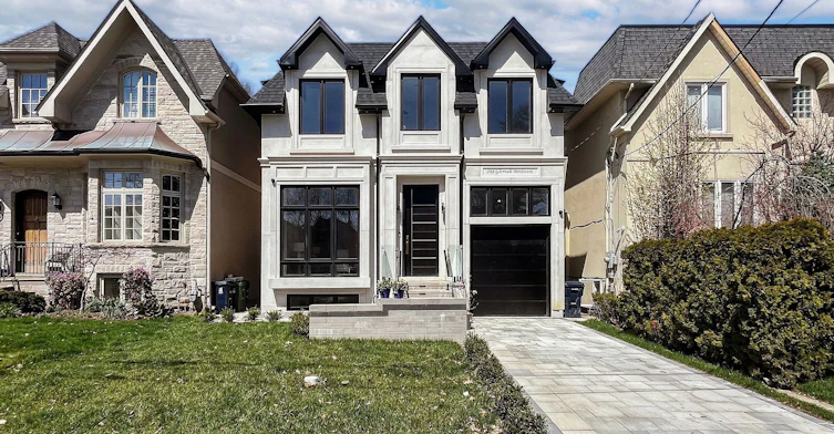 168 Glenvale Boulevard, Toronto, ON, M4G 2W3