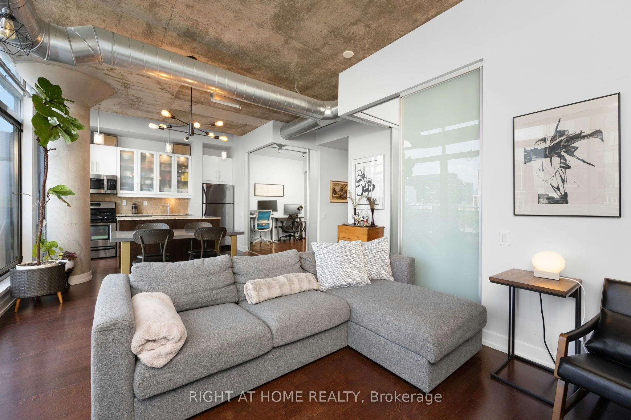 PH 805-66 Portland Street, Toronto, ON, M5V 2M6 - 8