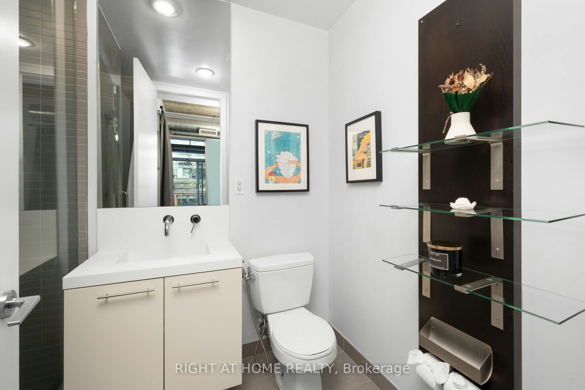 PH 805-66 Portland Street, Toronto, ON, M5V 2M6 - 22