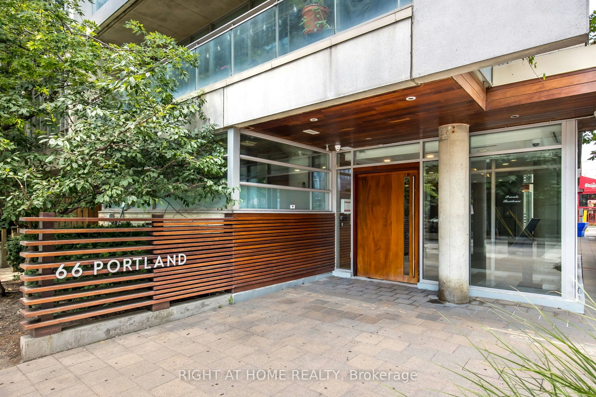 PH 805-66 Portland Street, Toronto, ON, M5V 2M6 - 33