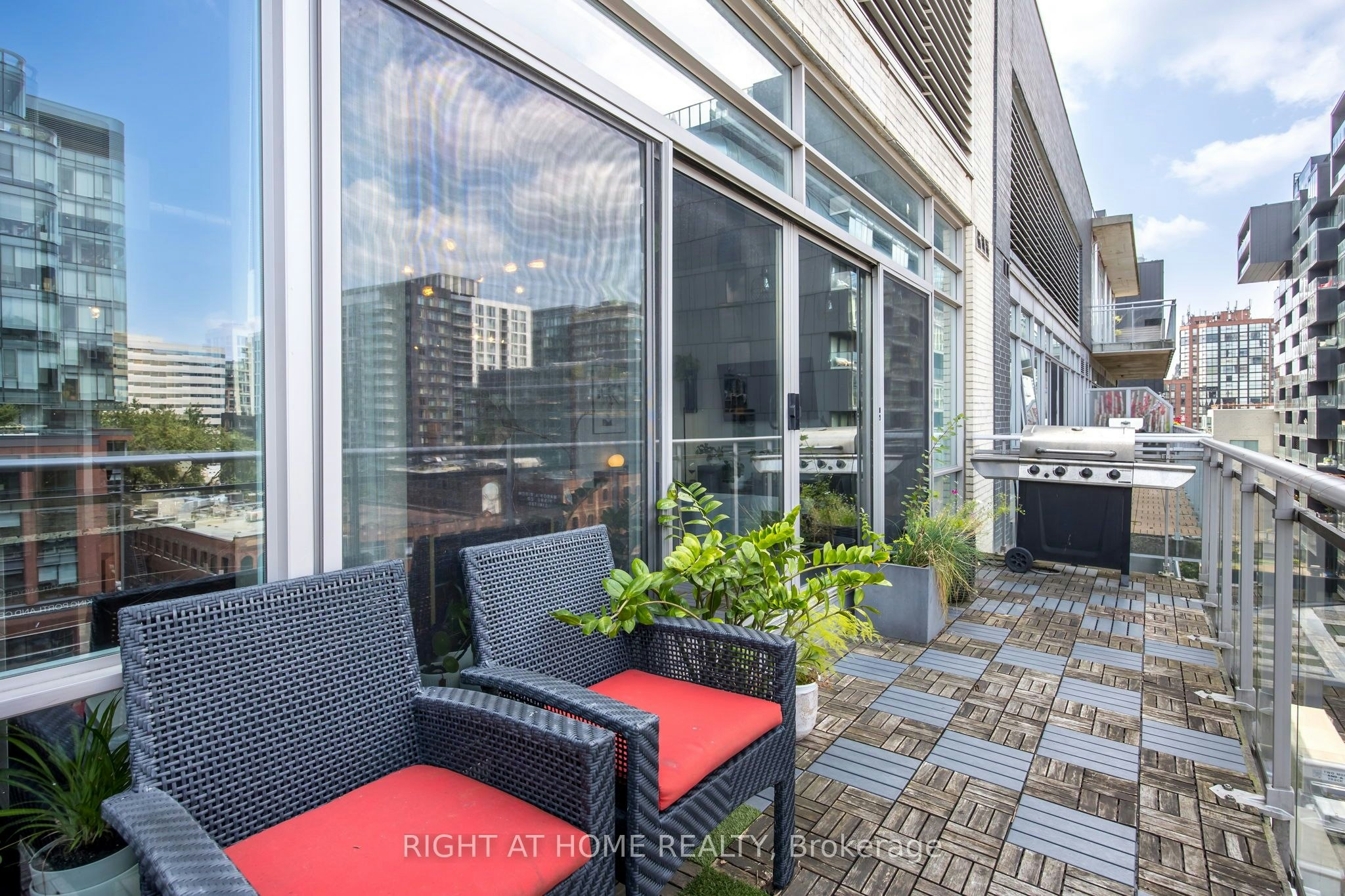 PH 805-66 Portland Street, Toronto, ON, M5V 2M6 - 26