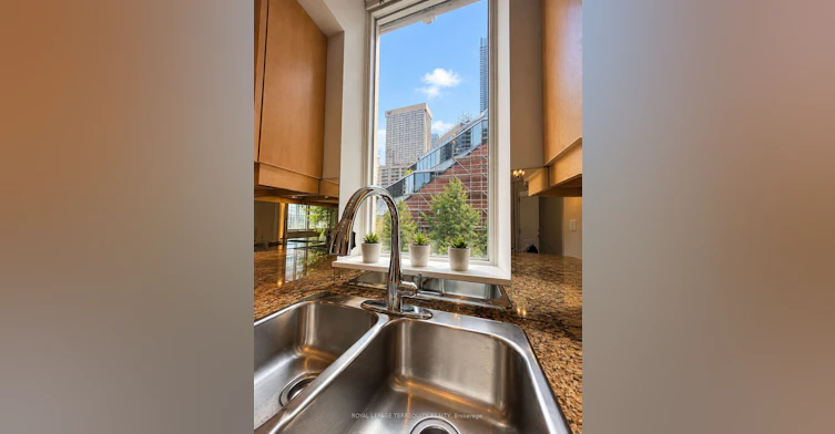 304-20 Collier Street, Toronto, ON, M4W 3Y4 - 12