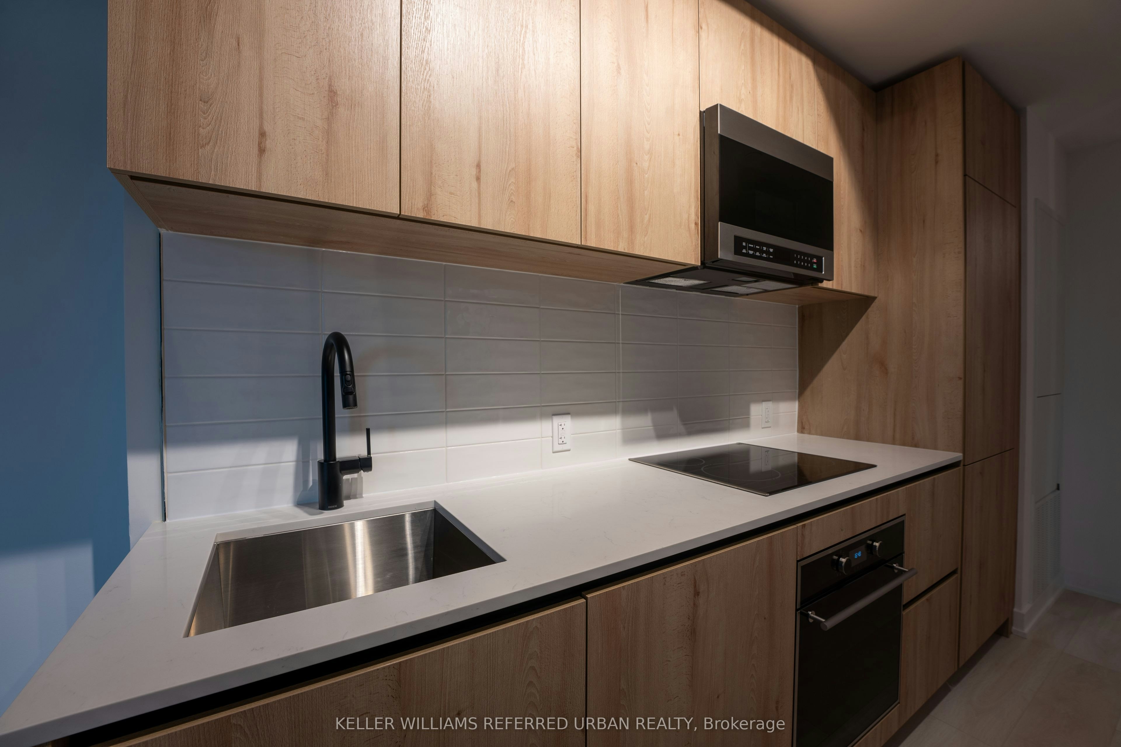N1301-117 Broadway Avenue N, Toronto, ON, M4P 1V7 - 9