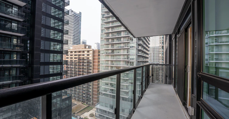 N1301-117 Broadway Avenue N, Toronto, ON, M4P 1V7 - 13