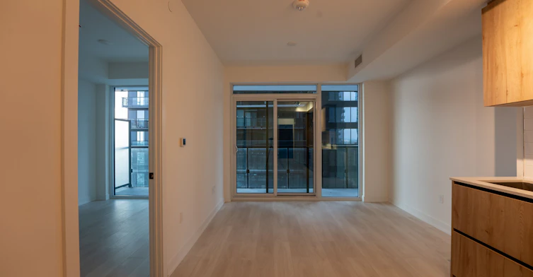 N1301-117 Broadway Avenue N, Toronto, ON, M4P 1V7 - 2