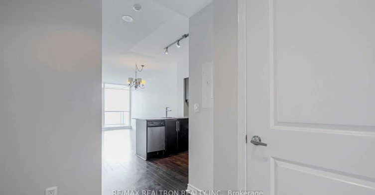 1004-2885 Bayview Avenue, Toronto, ON, M2K 0A3 - 6
