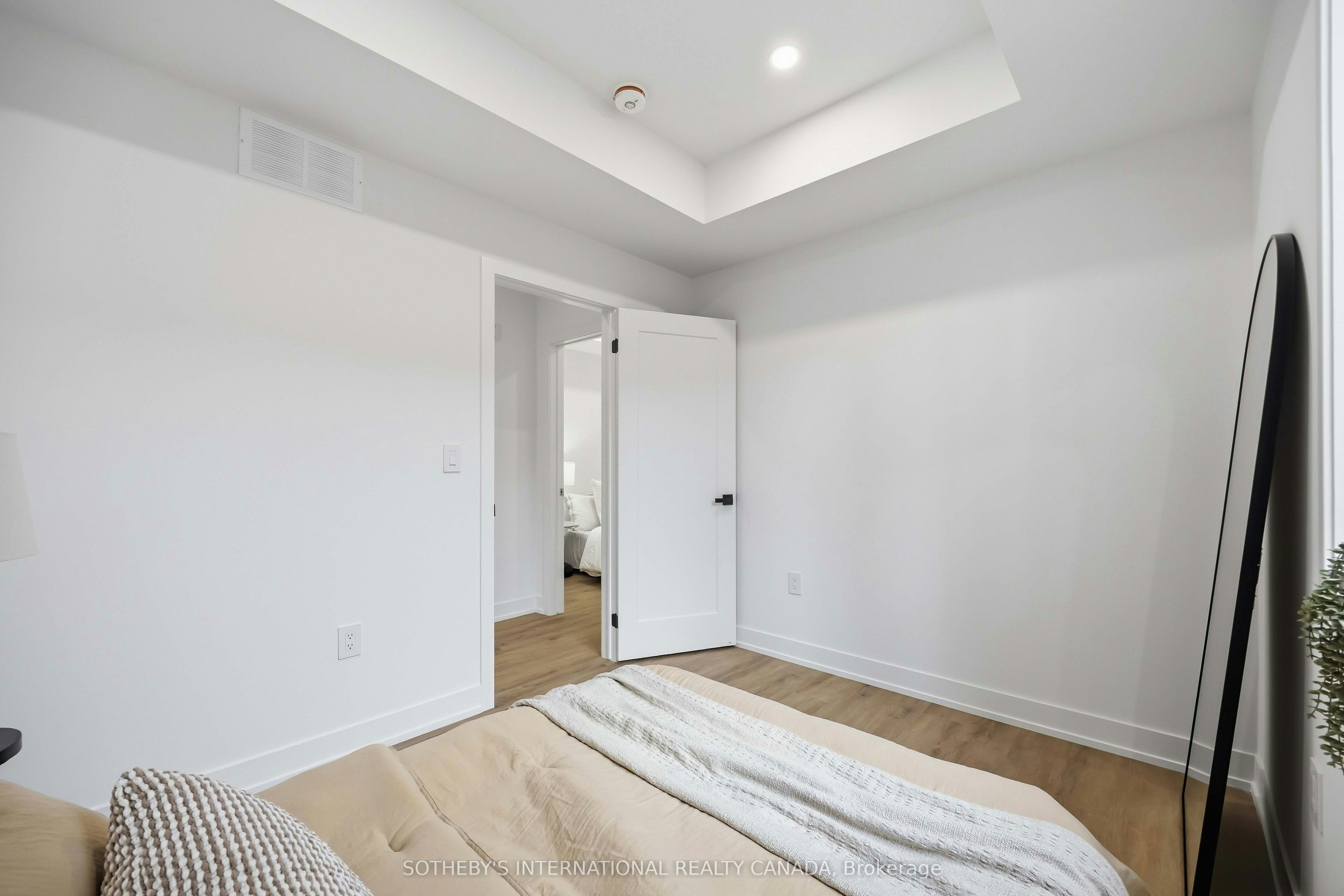 1-207 Connaught Avenue, Toronto, ON, M2M 1H6 - 15
