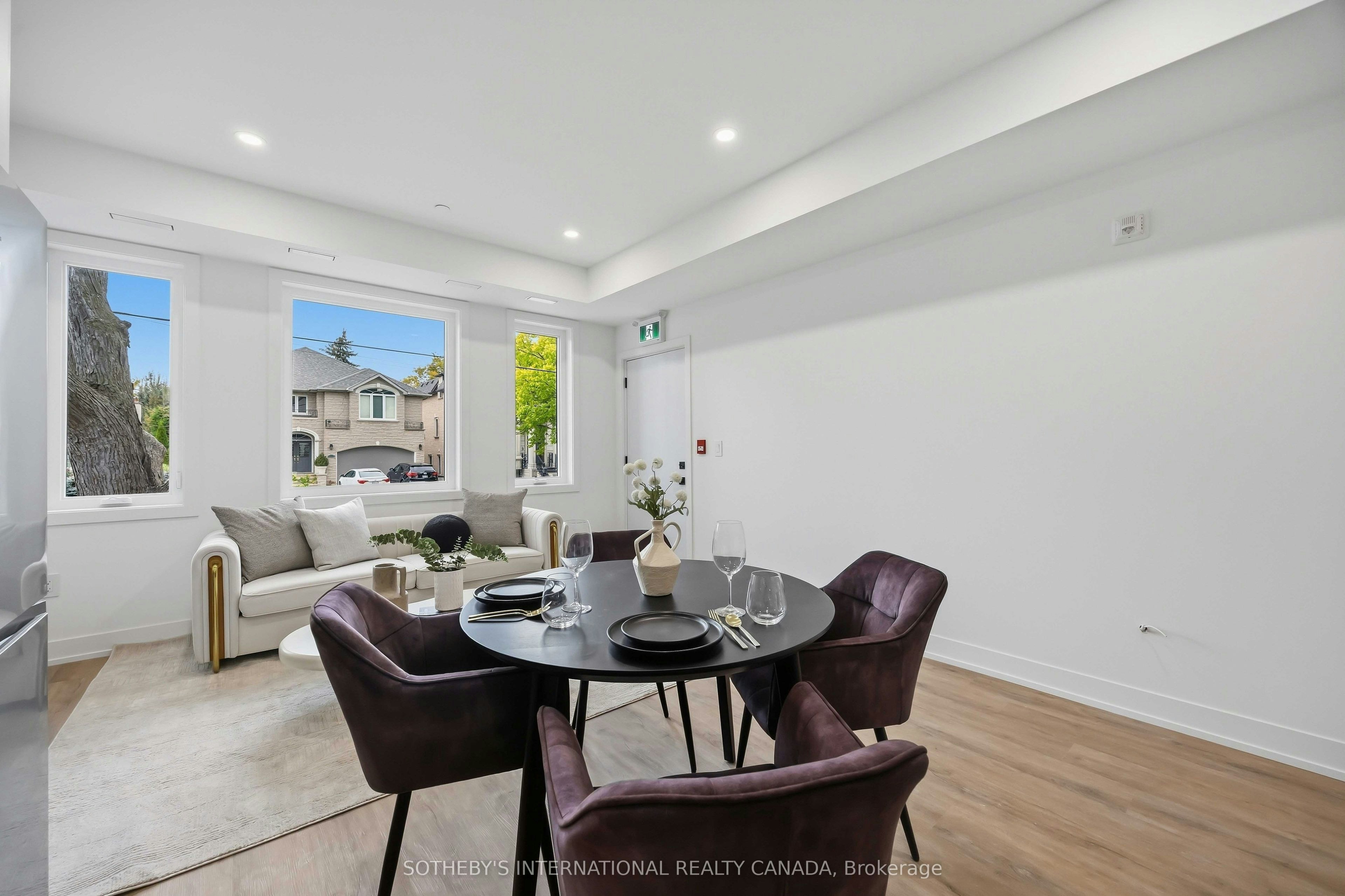 1-207 Connaught Avenue, Toronto, ON, M2M 1H6 - 7