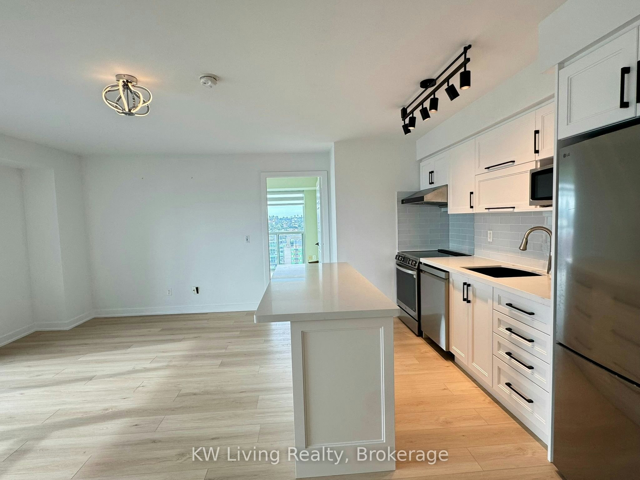 2307-100 Western Battery Road, Toronto, ON, M6K 3S2 - 6