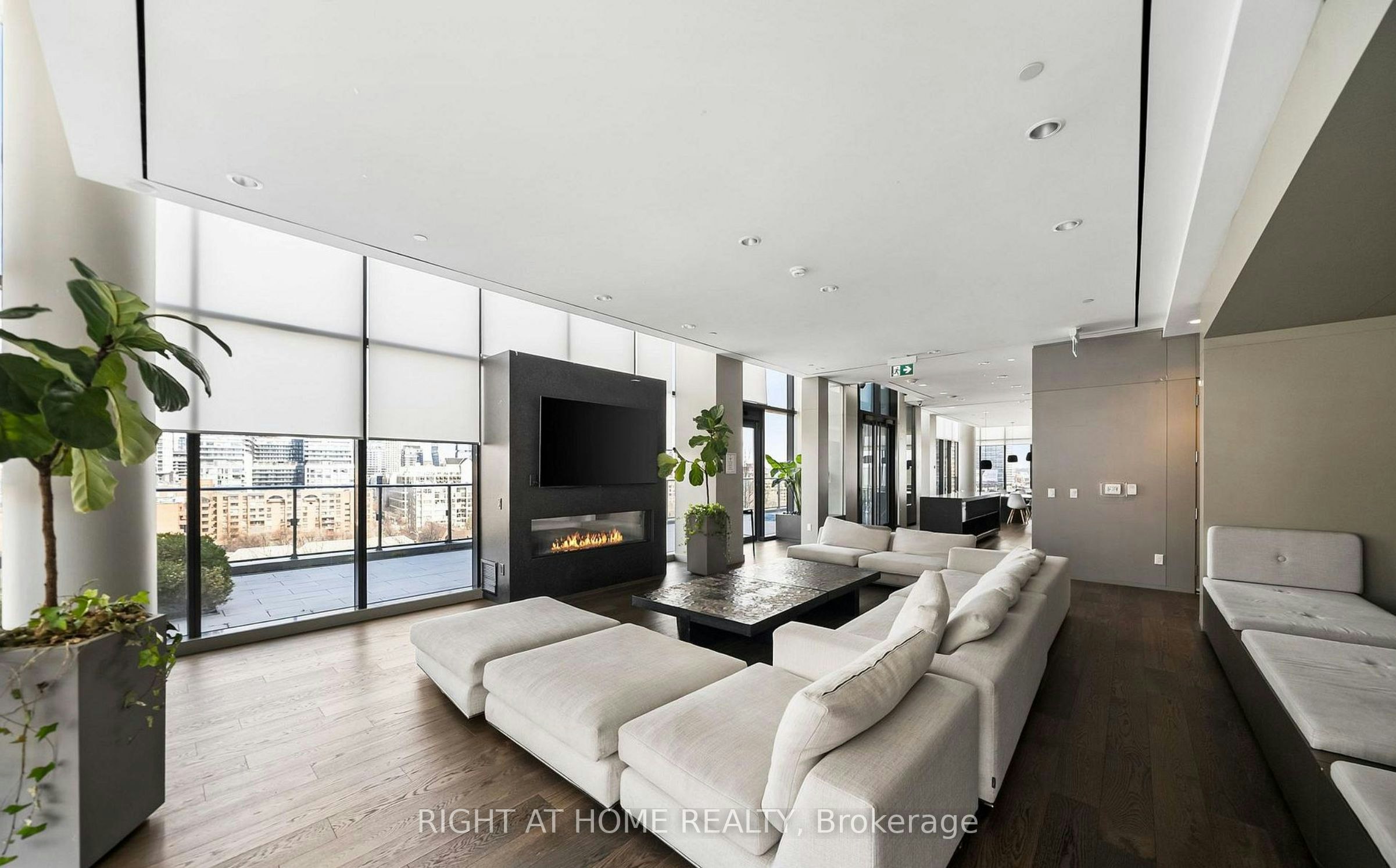 318-12 Bonnycastle Street, Toronto, ON, M5A 0C8 - 22