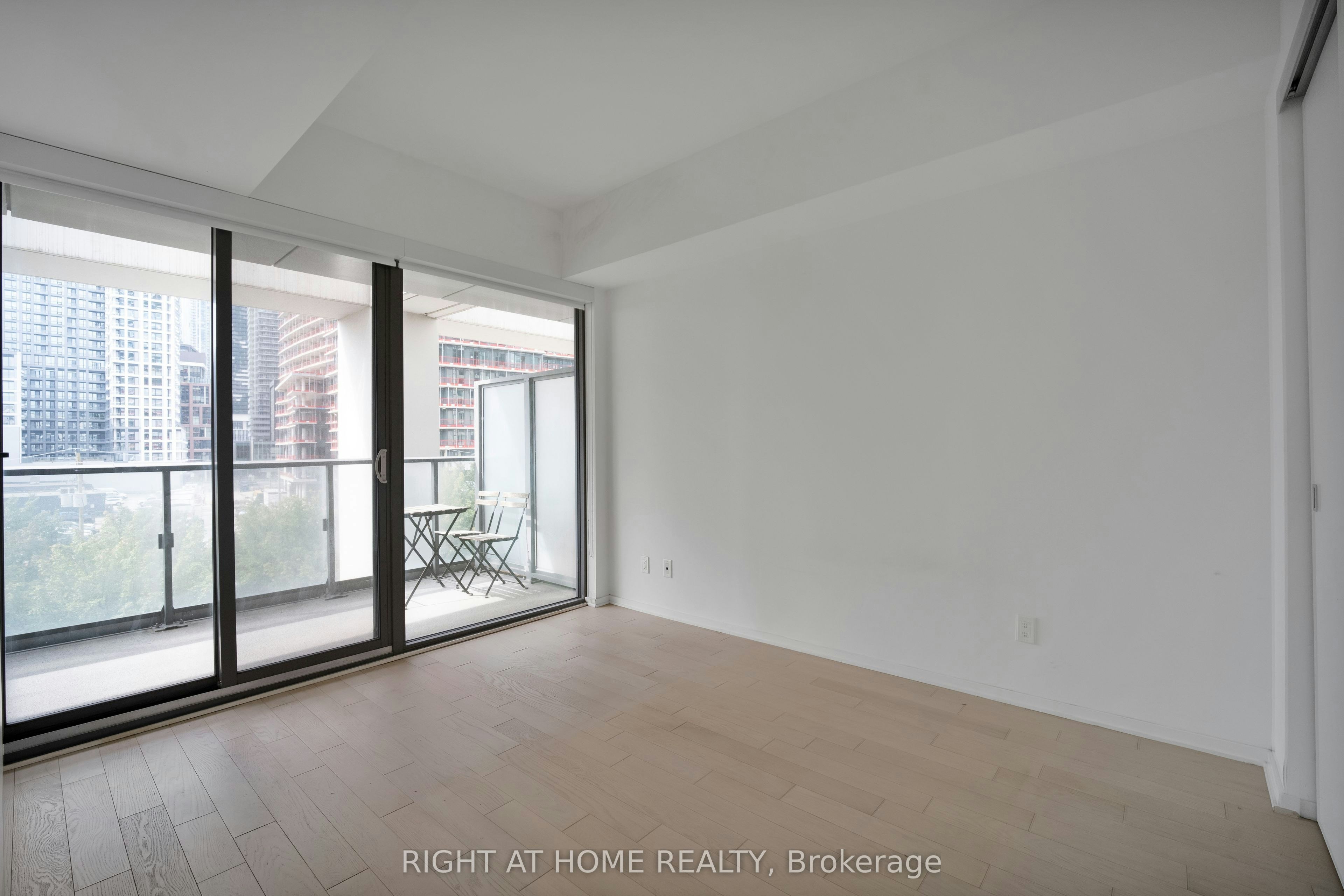 318-12 Bonnycastle Street, Toronto, ON, M5A 0C8 - 15