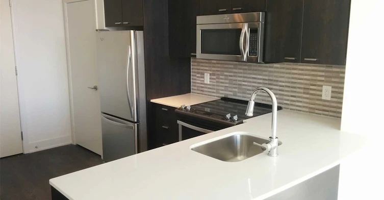 1011-30 Roehampton Avenue, Toronto, ON, M4P 1R2 - 4