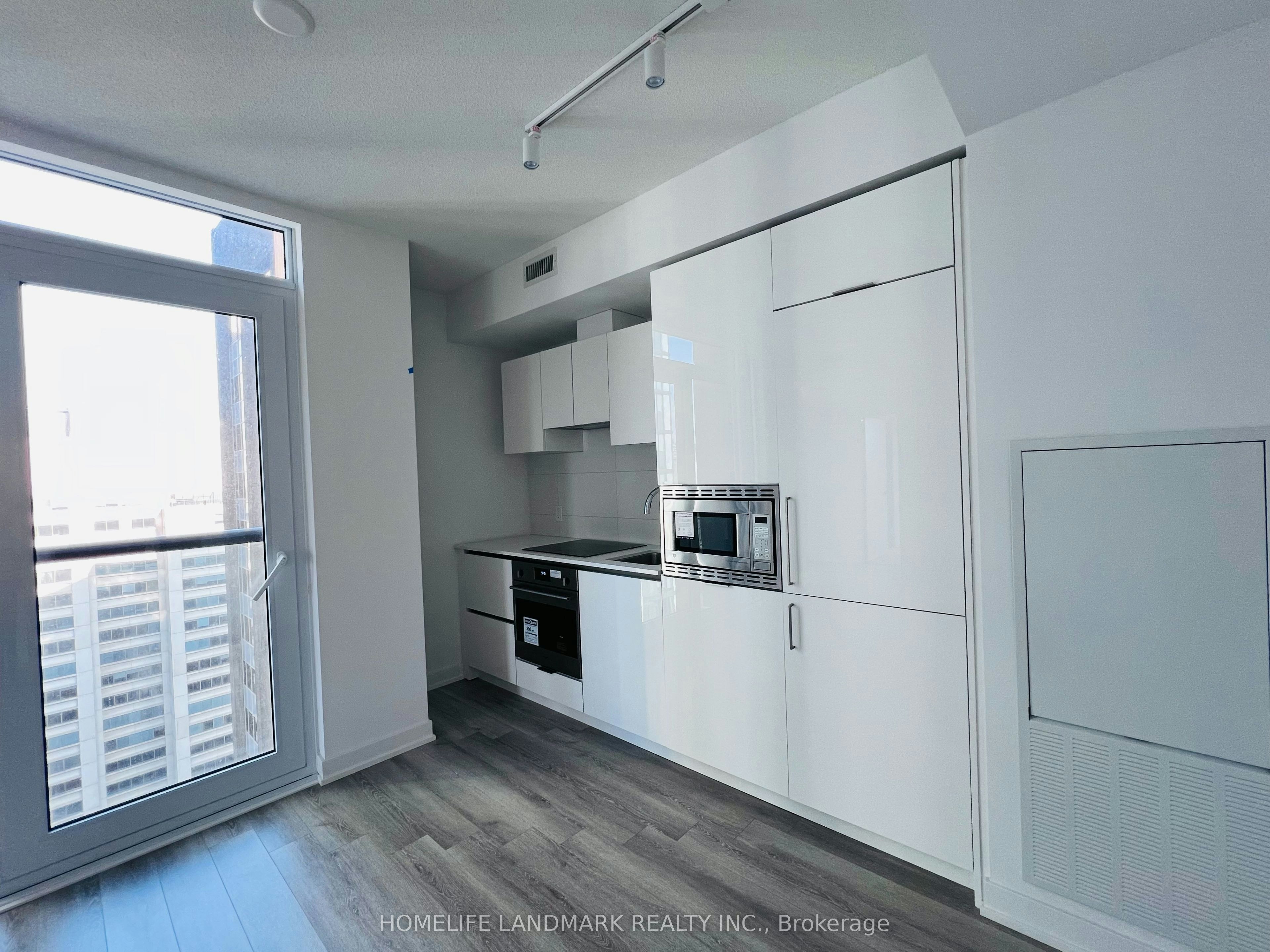 2603-238 Simcoe Street, Toronto, ON, M5T 3B9 - 3