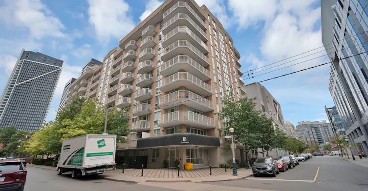 406-18 Stafford Street, Toronto, ON, M5V 3W4