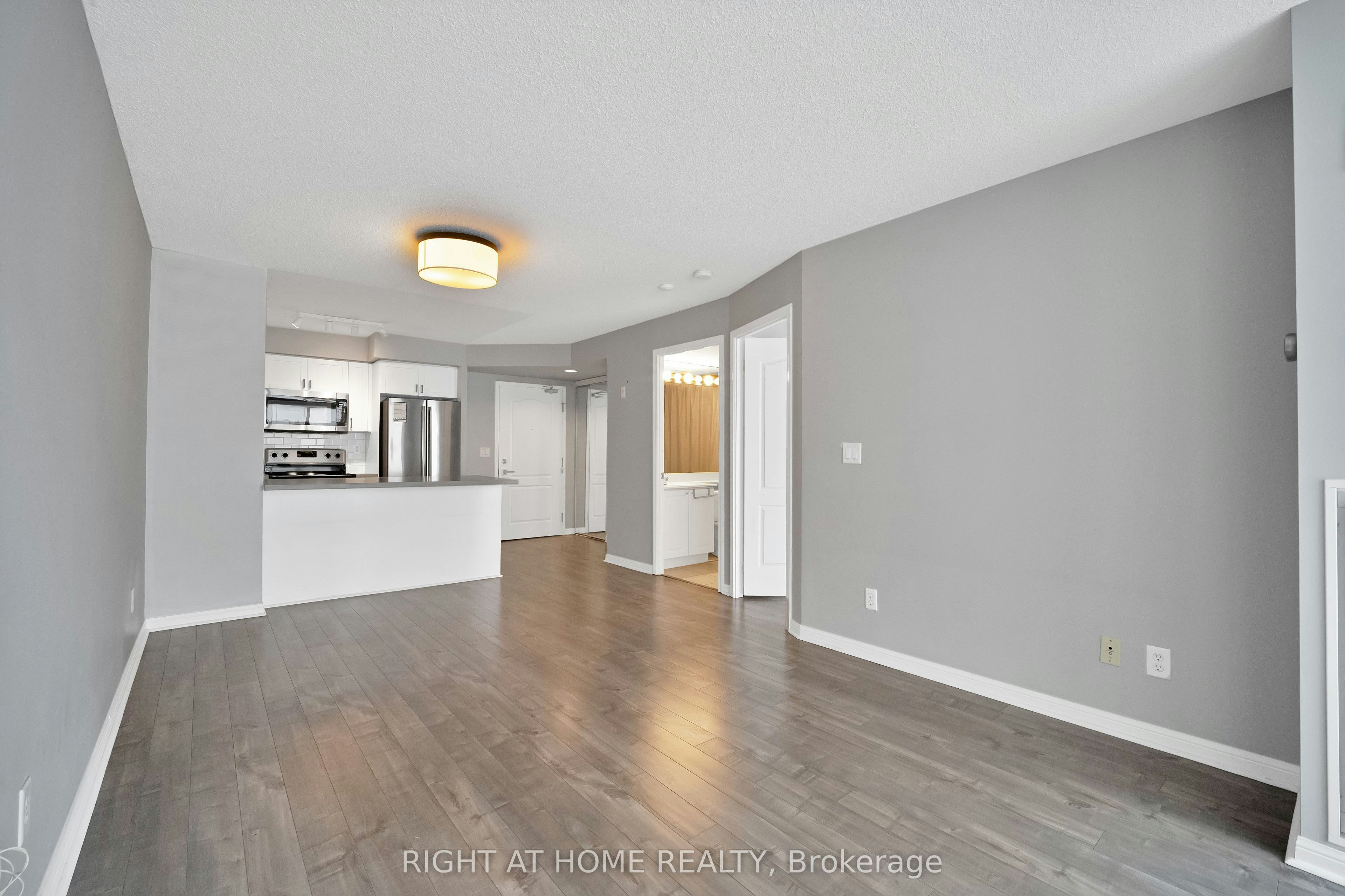 406-18 Stafford Street, Toronto, ON, M5V 3W4 - 6
