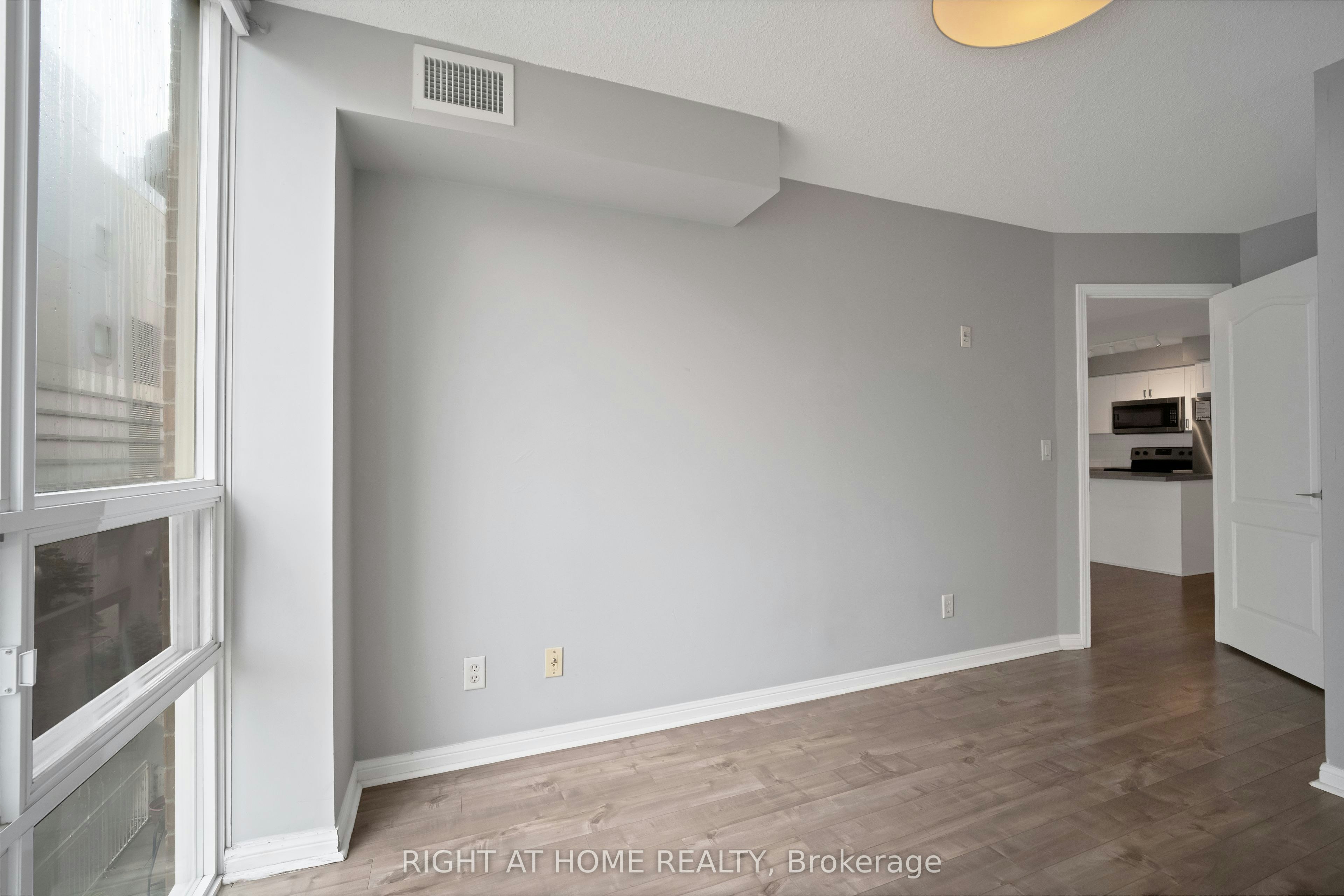 406-18 Stafford Street, Toronto, ON, M5V 3W4 - 8