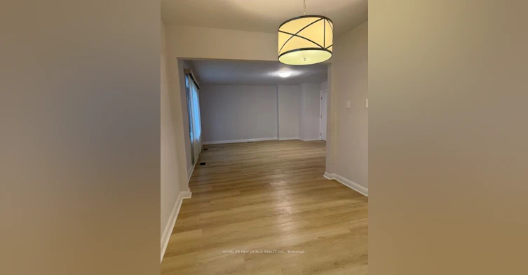 2 Yewfield Crescent, Toronto, ON, M3B 2Y5 - 3