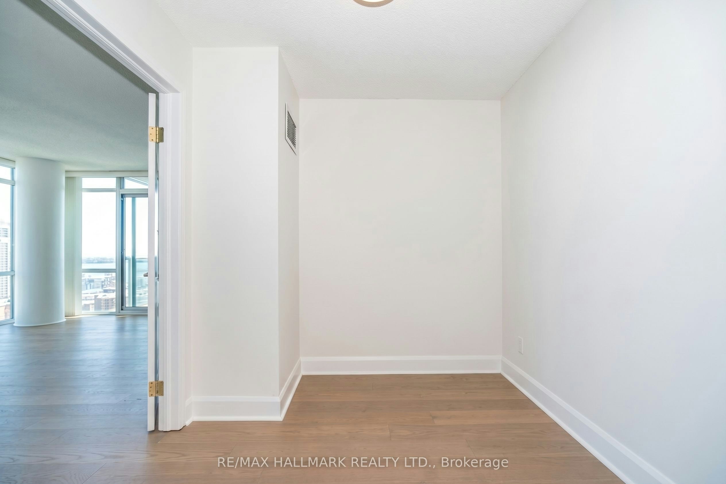 2003-81 Navy Wharf Court, Toronto, ON, M5V 3S2 - 36