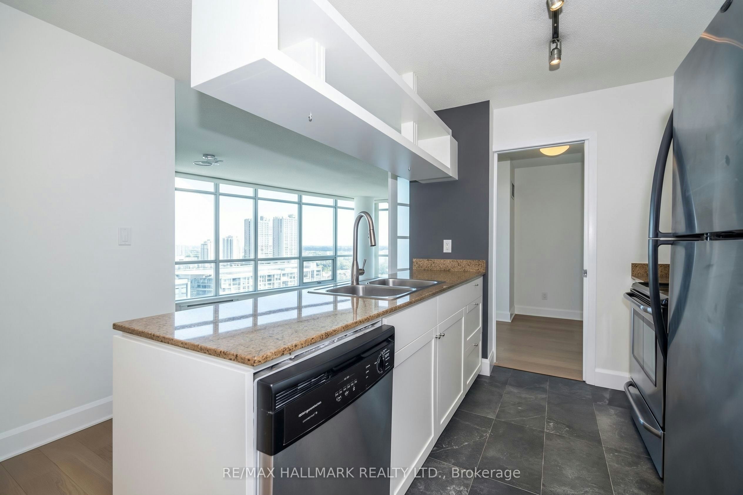 2003-81 Navy Wharf Court, Toronto, ON, M5V 3S2 - 25