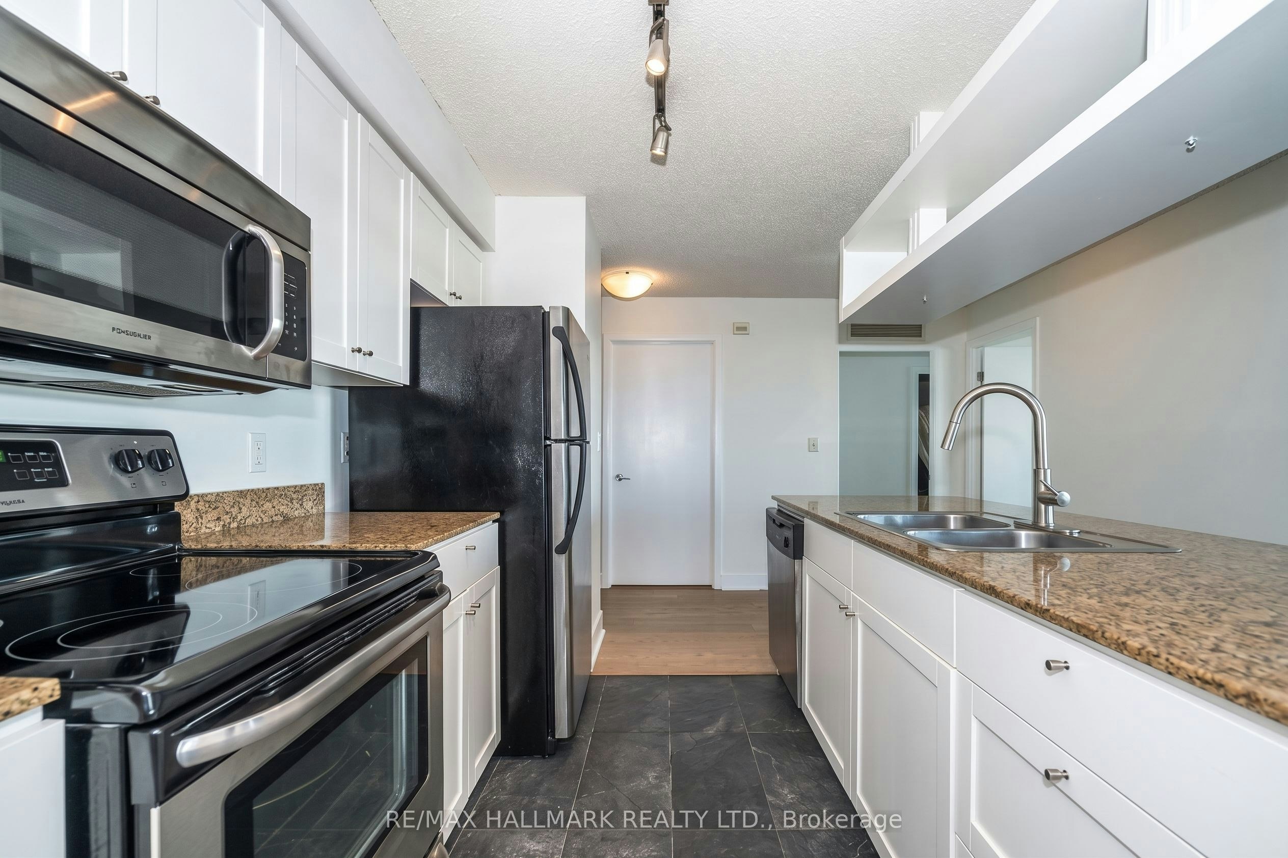 2003-81 Navy Wharf Court, Toronto, ON, M5V 3S2 - 24