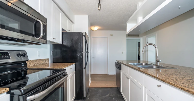 2003-81 Navy Wharf Court, Toronto, ON, M5V 3S2 - 24