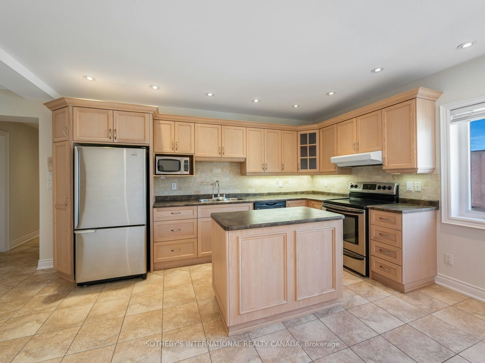 187B Claremont Street, Toronto, ON, M6J 1V7 - 7