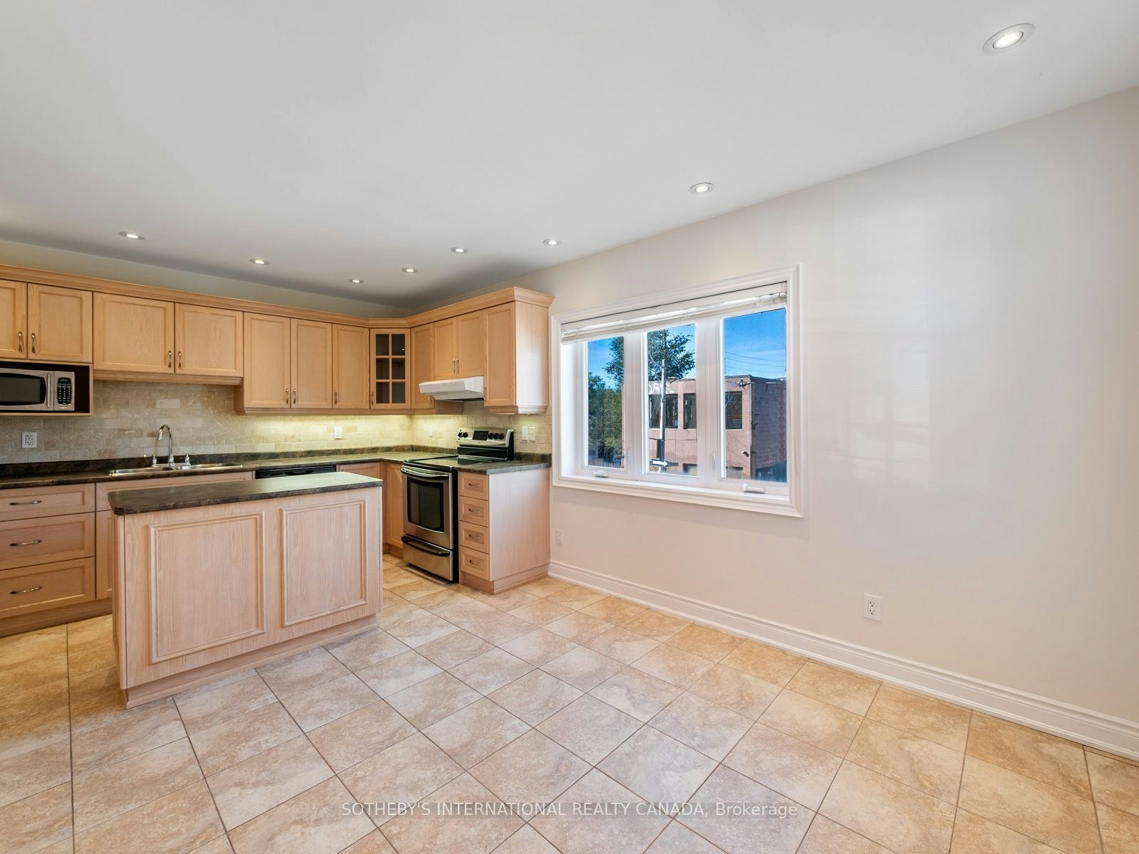 187B Claremont Street, Toronto, ON, M6J 1V7 - 17
