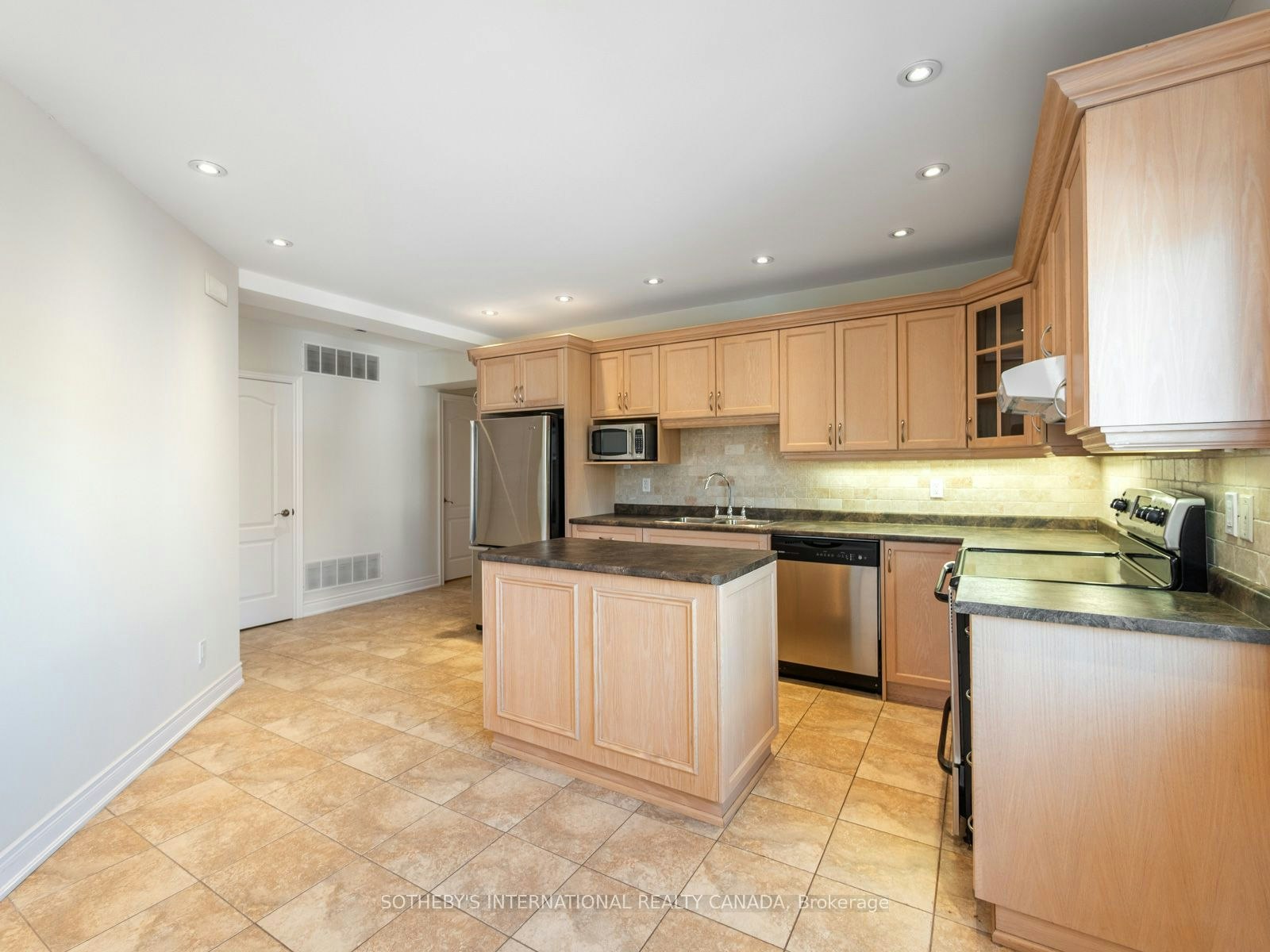 187B Claremont Street, Toronto, ON, M6J 1V7 - 9