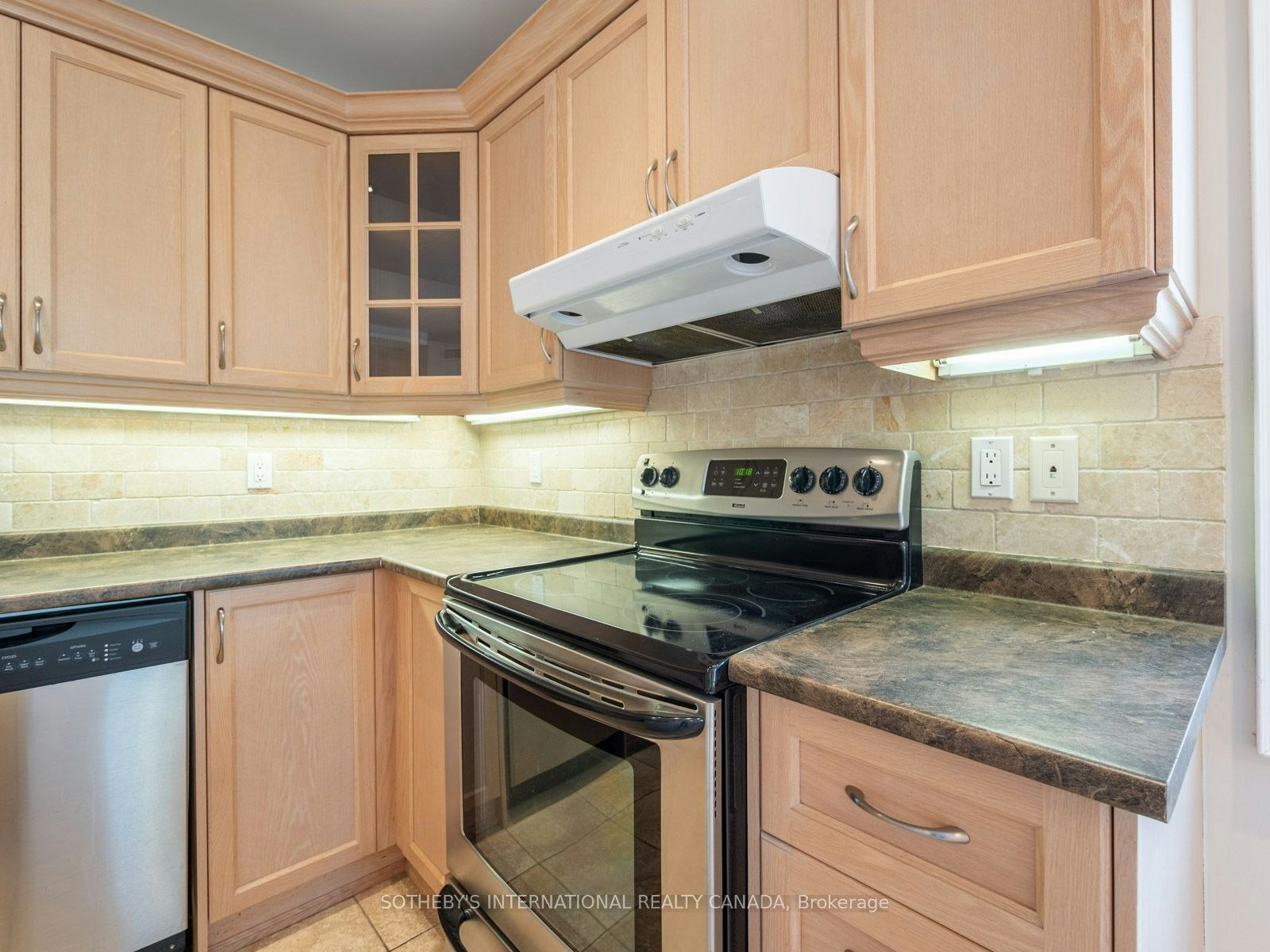 187B Claremont Street, Toronto, ON, M6J 1V7 - 11