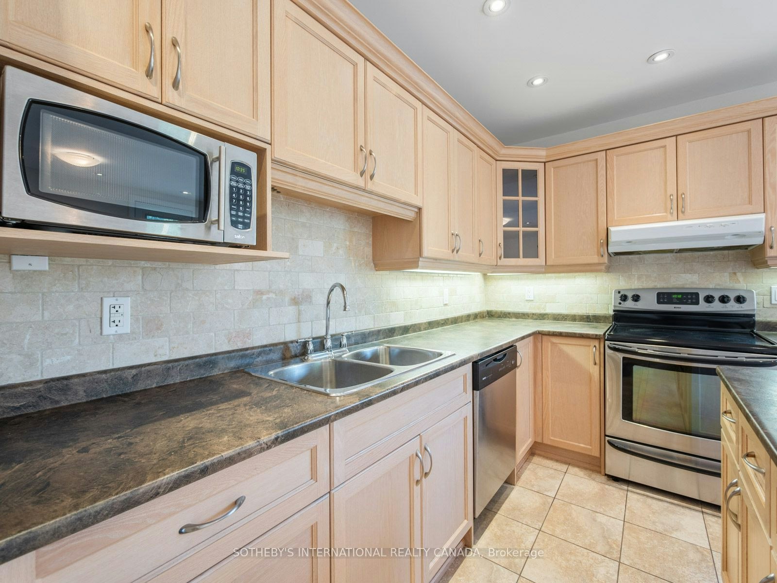 187B Claremont Street, Toronto, ON, M6J 1V7 - 12
