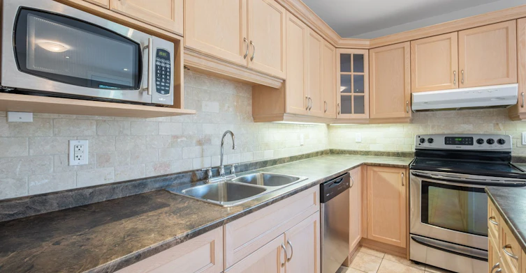 187B Claremont Street, Toronto, ON, M6J 1V7 - 12
