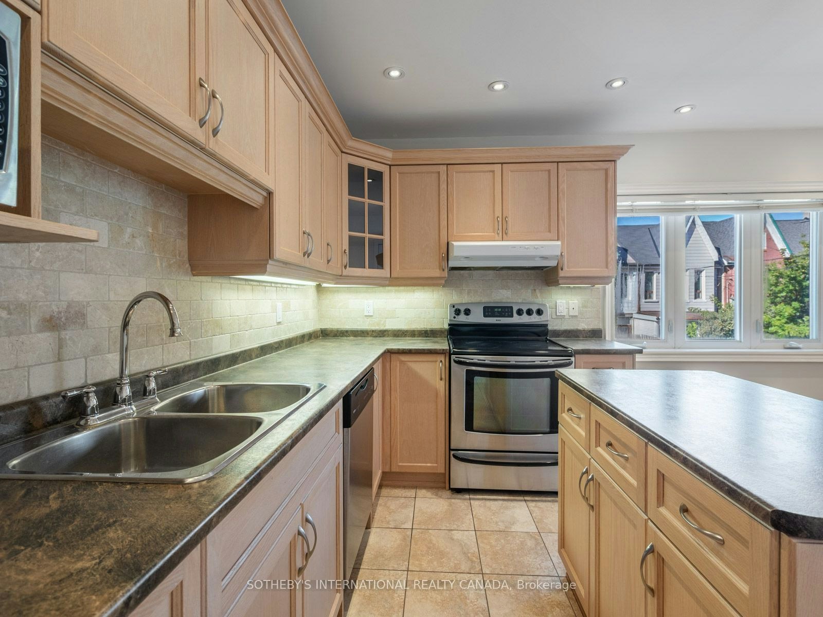 187B Claremont Street, Toronto, ON, M6J 1V7 - 13