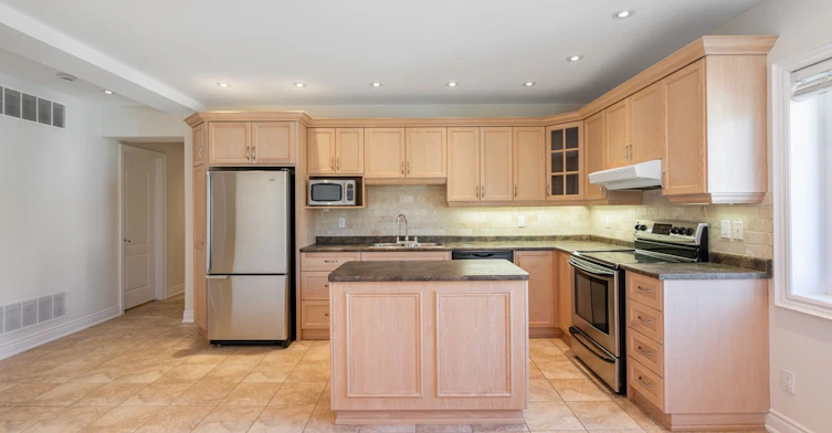 187B Claremont Street, Toronto, ON, M6J 1V7 - 8