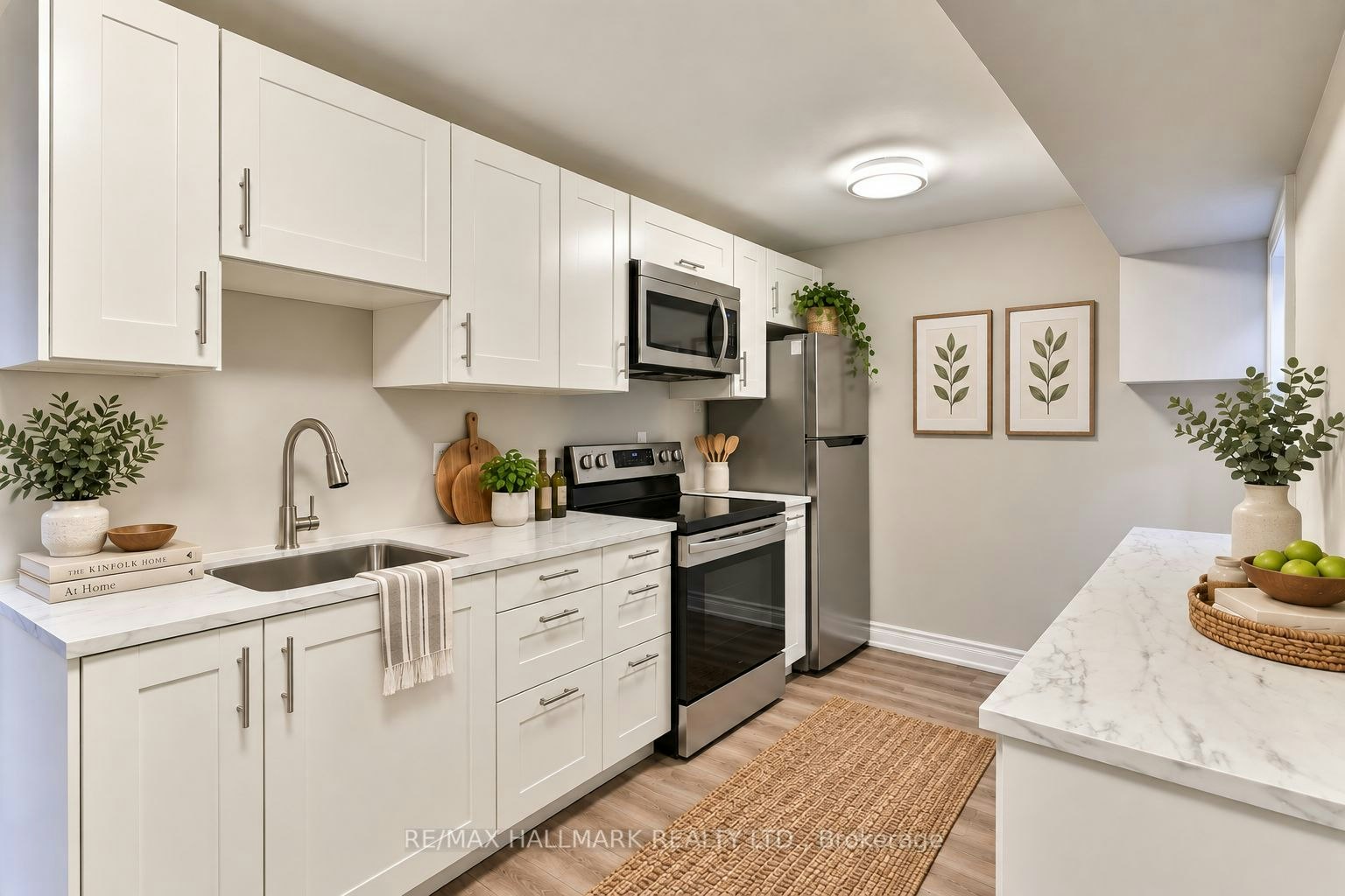 Lower-18 Aldenham Crescent, Toronto, ON, M3A 1S2 - 4