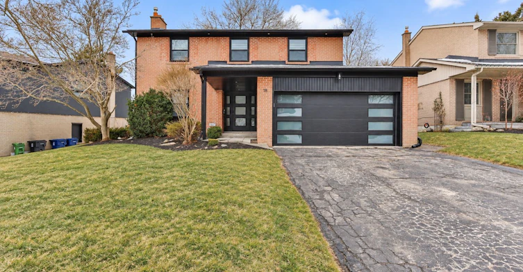 Lower-18 Aldenham Crescent, Toronto, ON, M3A 1S2