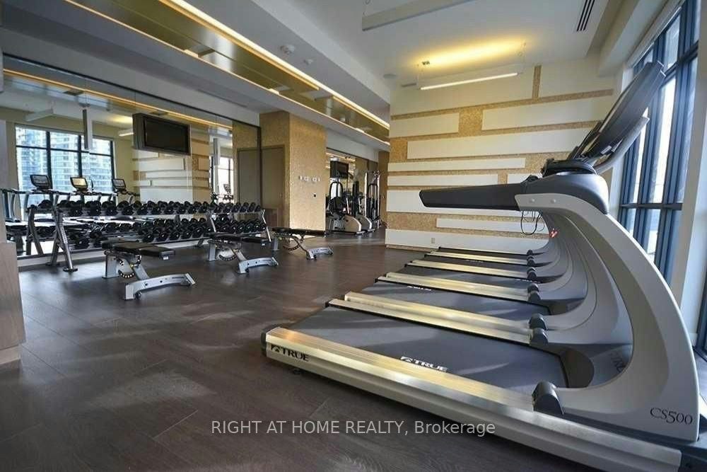 1204-300 Front Street W, Toronto, ON, M5V 0E9 - 25