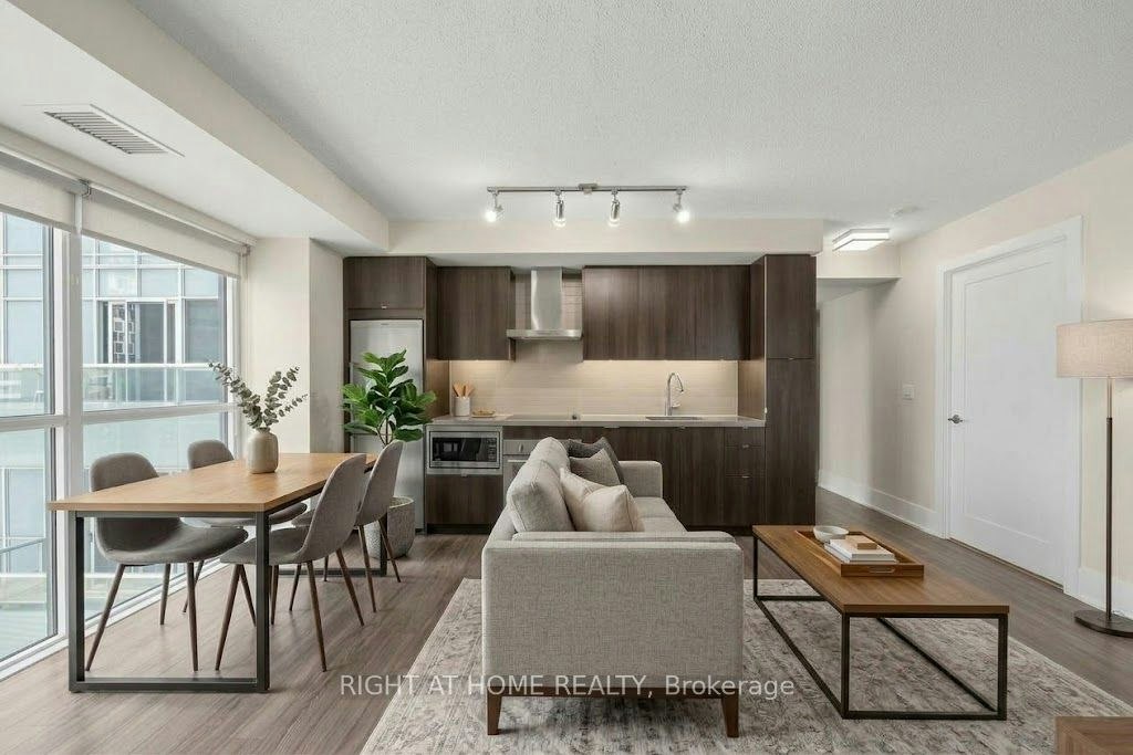 1204-300 Front Street W, Toronto, ON, M5V 0E9 - 4