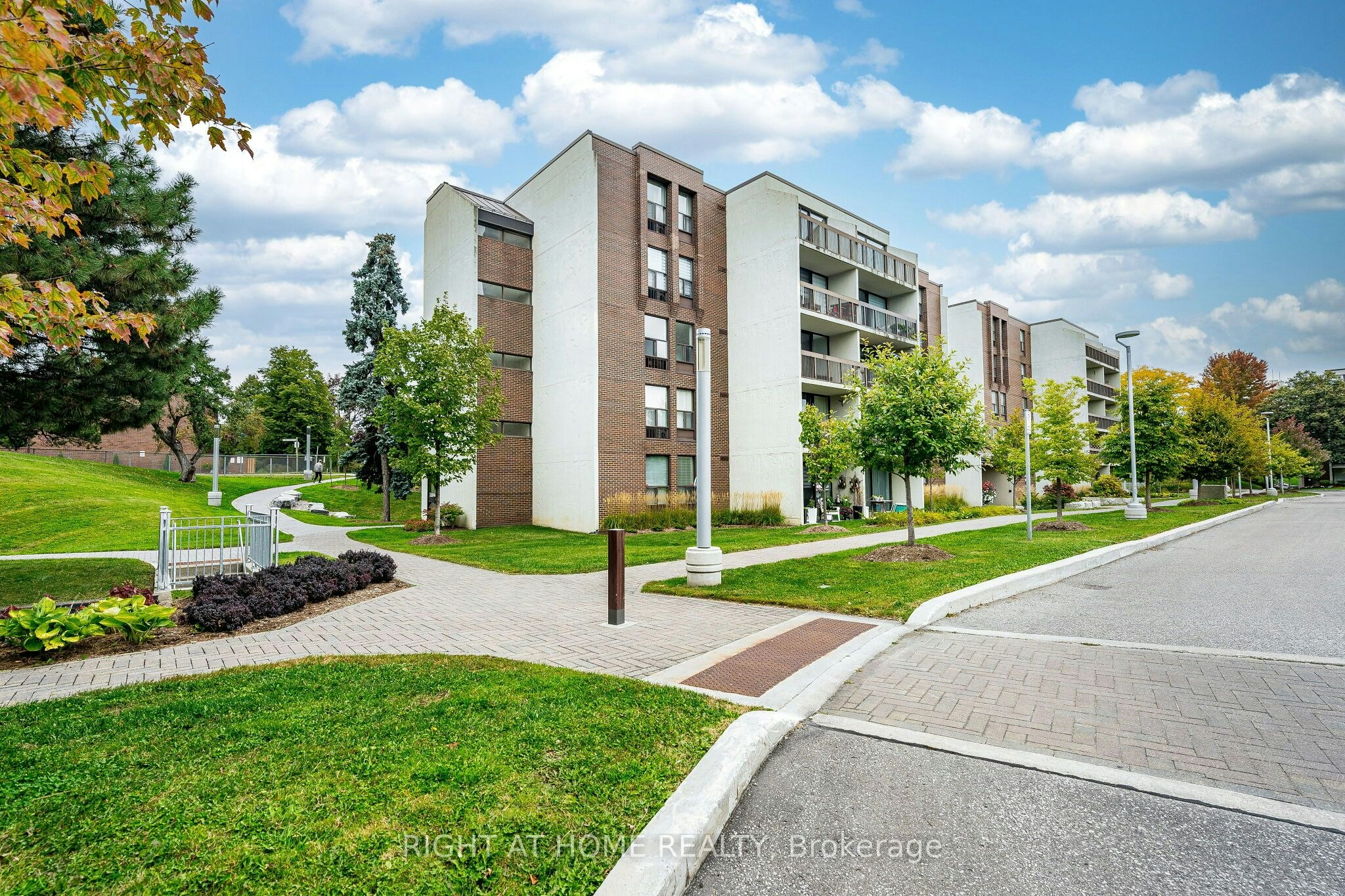 107-10 Fashion Roseway N/A, Toronto, ON, M2N 6B6 - 4