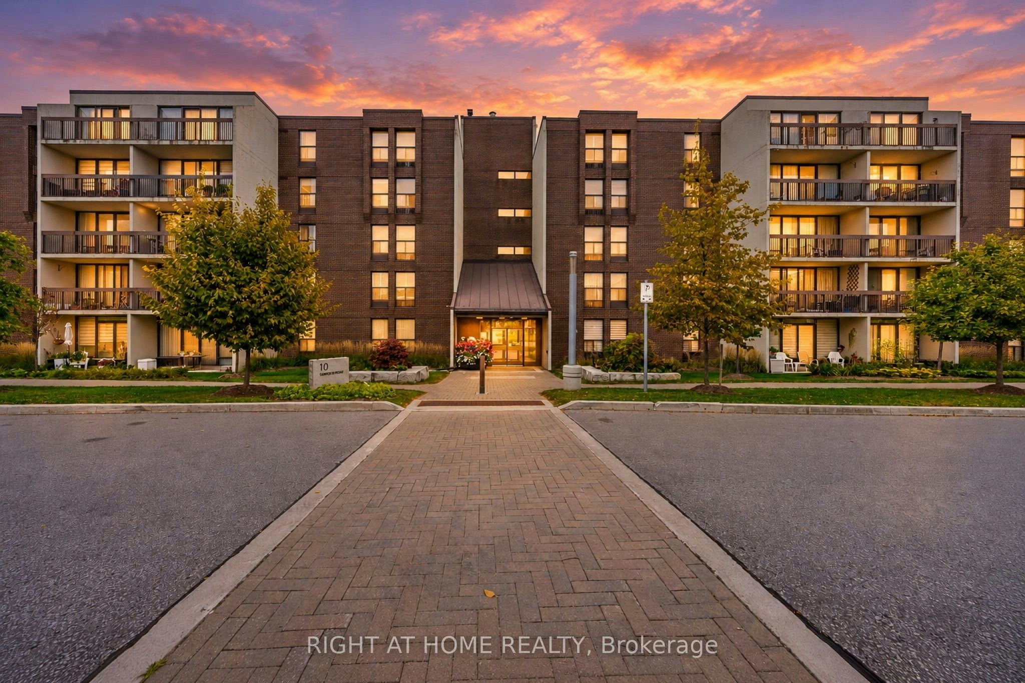 107-10 Fashion Roseway N/A, Toronto, ON, M2N 6B6 - 3