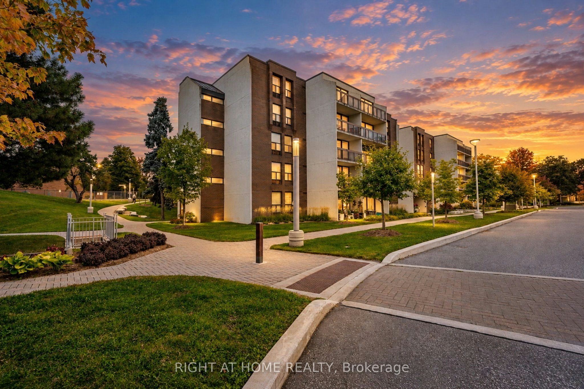 107-10 Fashion Roseway N/A, Toronto, ON, M2N 6B6 - 5