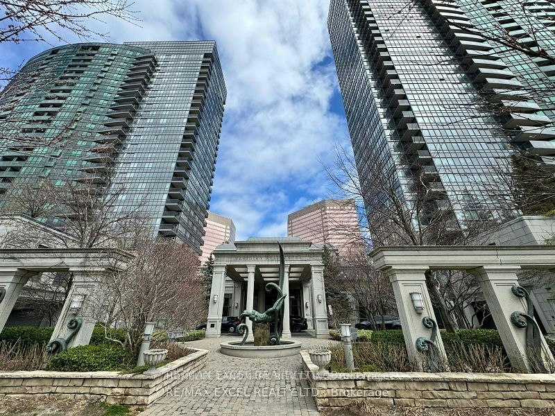 406-15 Greenview Avenue, Toronto, ON, M2M 4M7