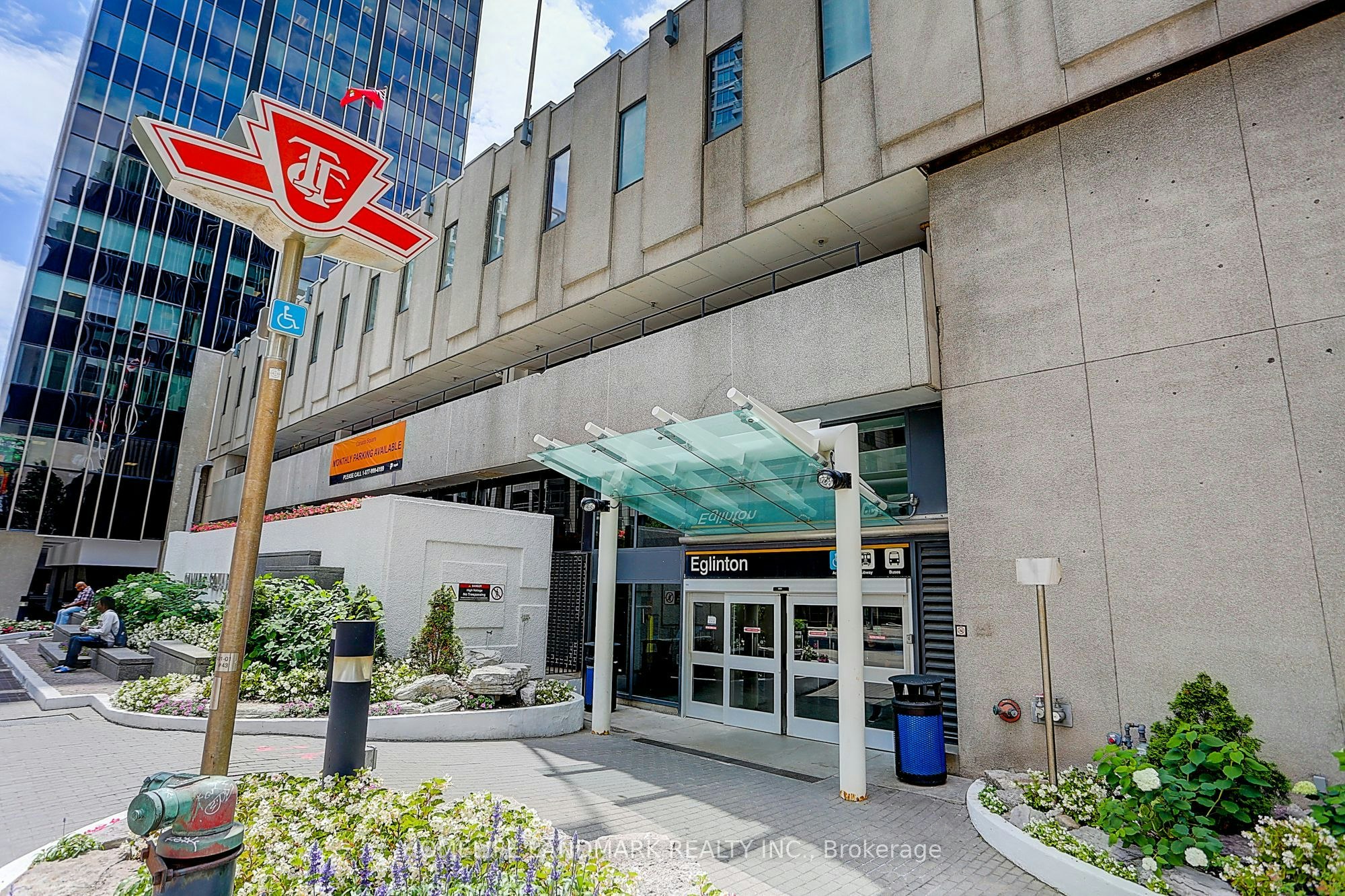 1904-2221 Yonge Street, Toronto, ON, M4S 0B8 - 32