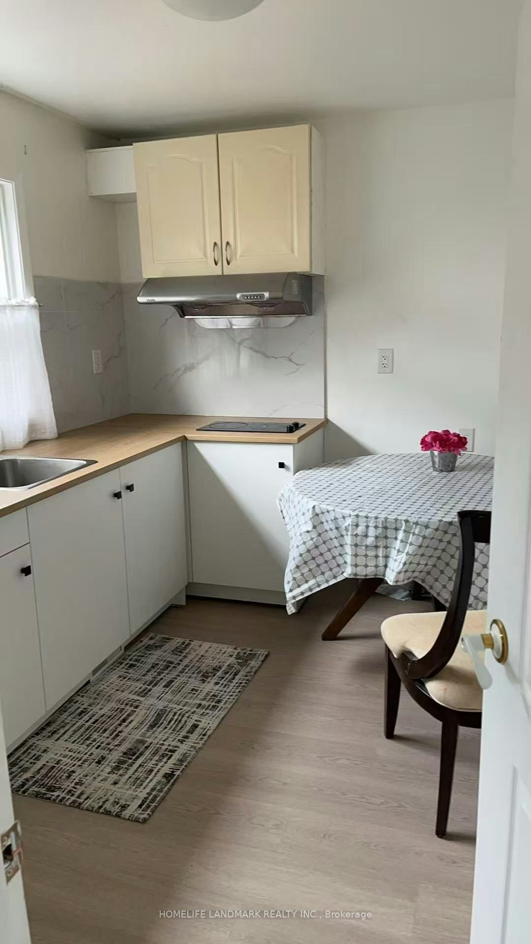 Main Floor-379 Apache Trail, Toronto, ON, M2H 2W6 - 2