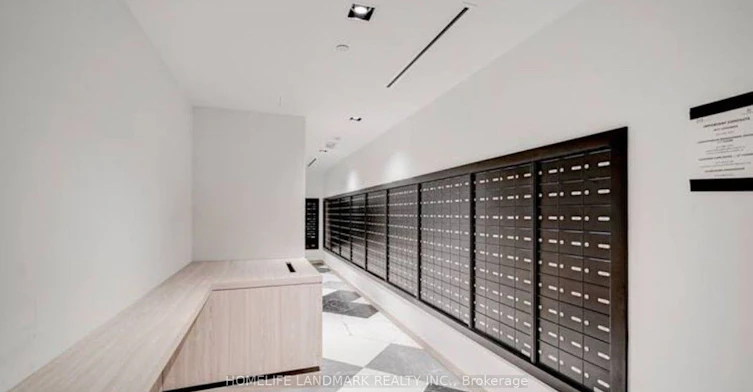 5509-395 Bloor Street E, Toronto, ON, M4W 0B4 - 4