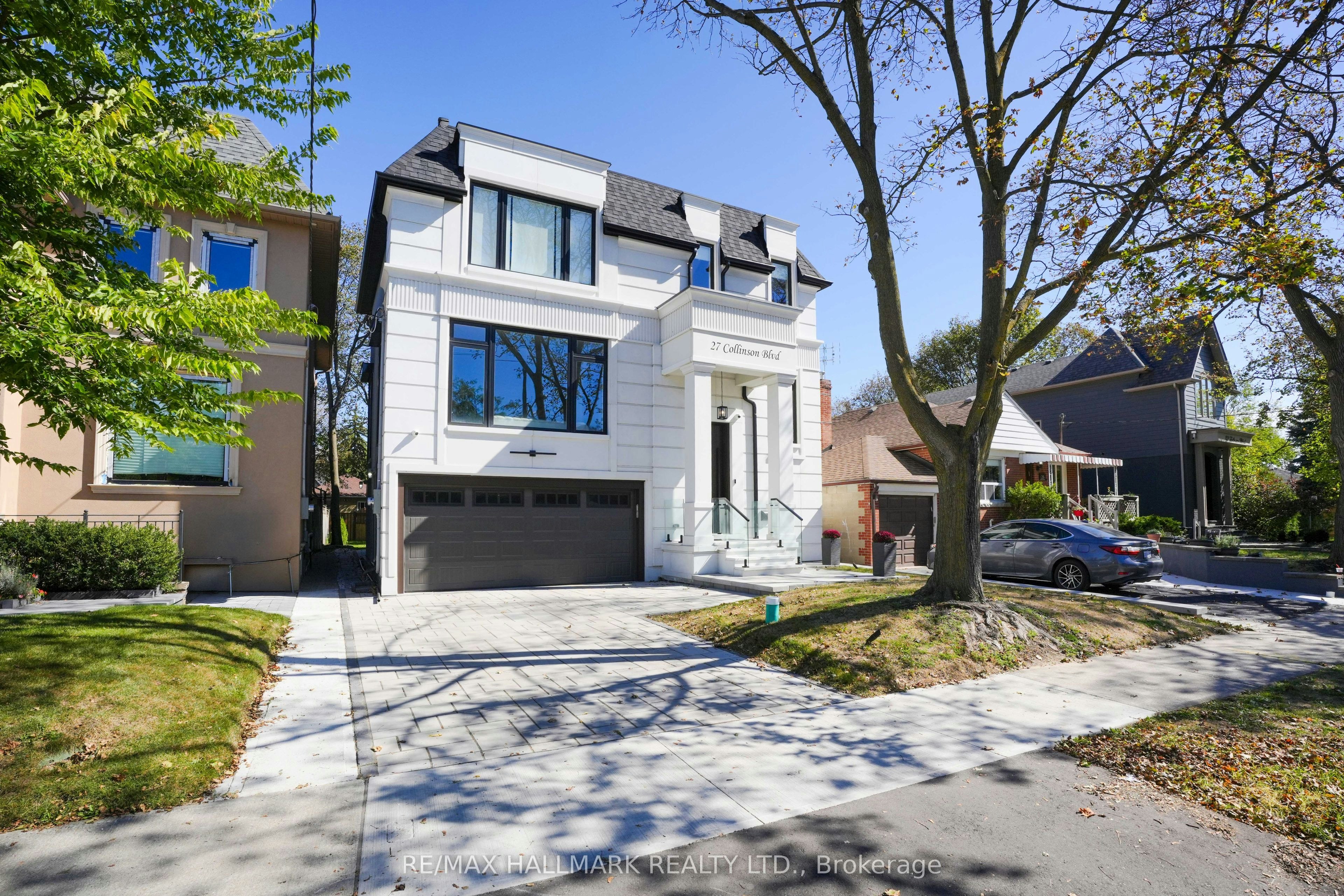 27 Collinson Boulevard, Toronto, ON, M3H 3C1