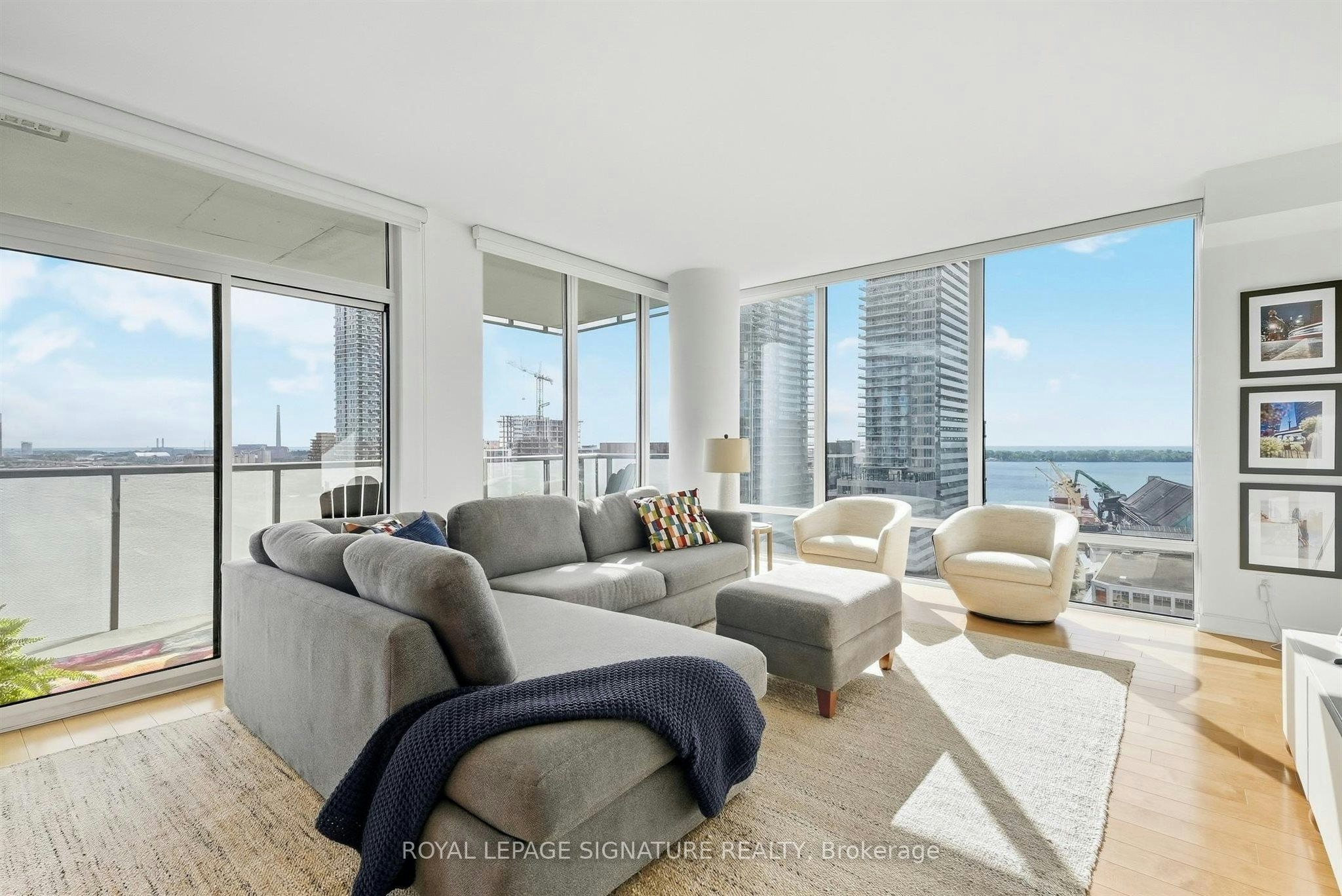 1611-1 Market Street, Toronto, ON, M5E 0A2