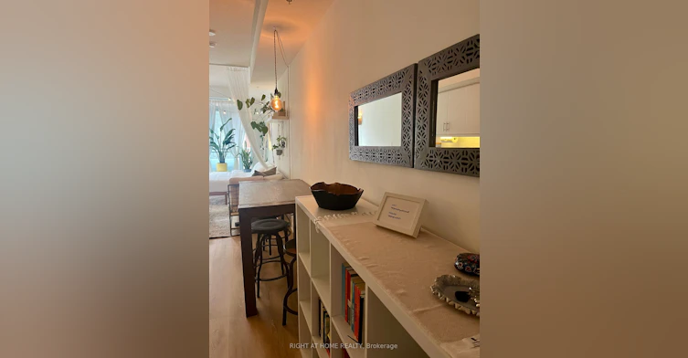 205-10 Willison Square, Toronto, ON, M5T 0A8 - 3